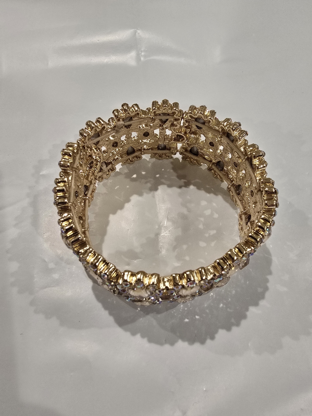 Monet Gold Tone sparkly Stretch Bracelet With Tear Drop Shaped Jewels - Picture 5 of 7